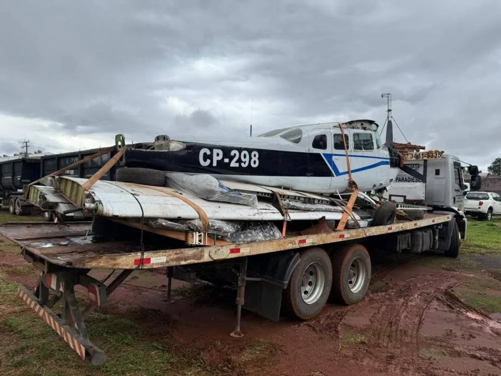 Aeronave foi arrematada em leiçaõ eletrônico. (Foto: Direto das Ruas)